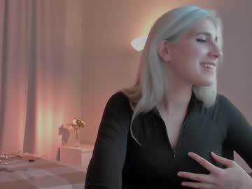 cam girl whitewidooowww image #787956