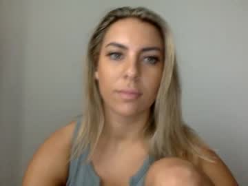 cam girl ariannakartel image #954257