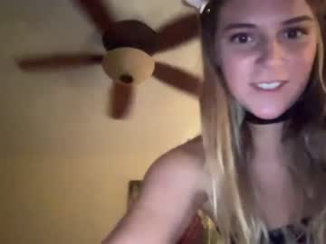 cam couple snowbunnyass image #3448265