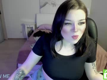 cam girl rinamidas image #1140700