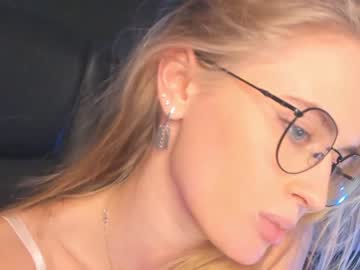 cam girl linellali image #2870457