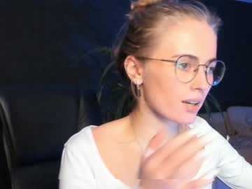 cam girl linellali image #2850633