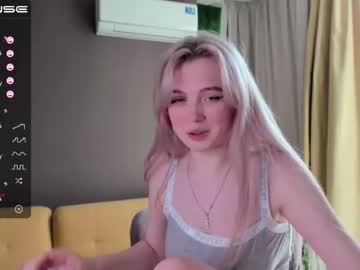 cam girl small_blondee image #1614515