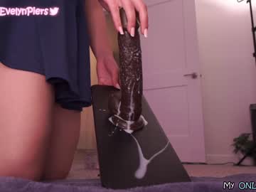 cam girl evelynpiers image #2100534