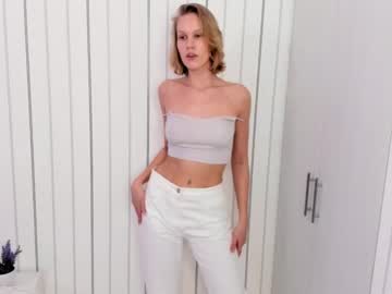 cam girl noreenelletson image #3973589