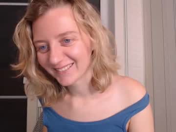elly_helly cam