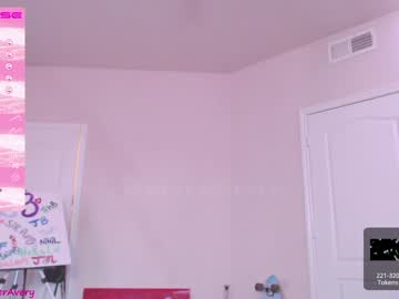 cam girl petitebrat image #3525410
