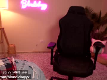 cam girl blondiekayy image #1610610