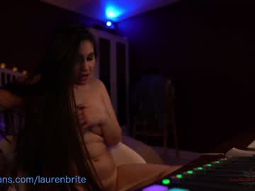 cam girl laurenbrite image #1136917