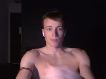 collegemuscle19 cam