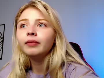 cam girl shy_blondiee image #3775847