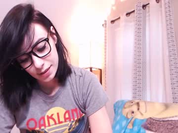 cam girl eeeveee image #337986