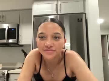 cam girl ittybity115598 image #3742147