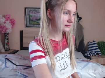 cam girl cuuuteeeblonde image #341586