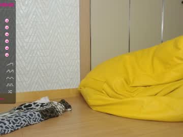 cam girl emilia_kke image #112428