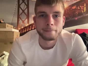 cam man raw_edge image #4047534