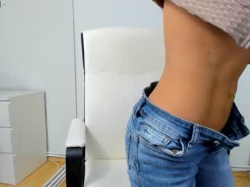 cam girl ingridblondy94 image #2876824