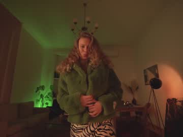 cam girl thelawofattraction image #432415