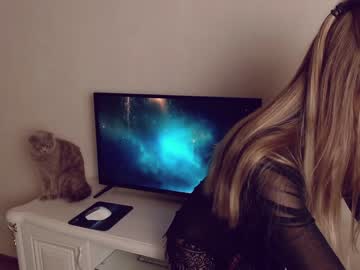 cam girl feral_berry156 image #893739