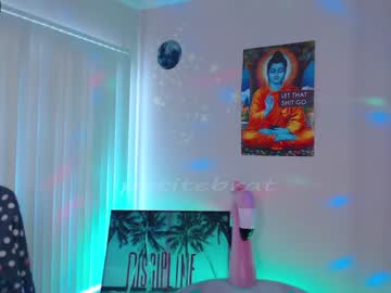 cam girl petitebrat image #1329216