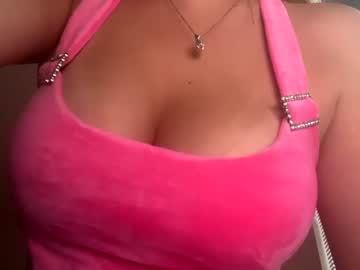 cam girl mariah95 image #2551832
