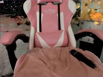 cam girl littleflufflepuff image #1244907