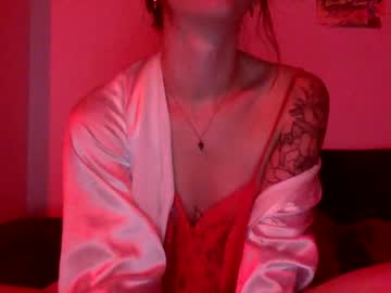 cam girl endlesslyevie image #227011