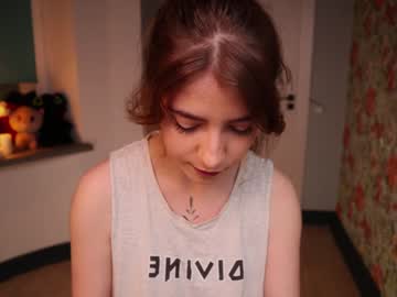 cam girl yours_lola image #1421678