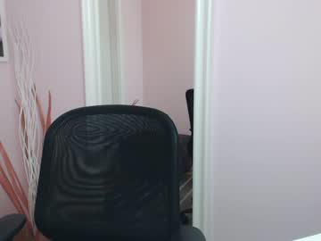 cam girl lila_page image #1125911