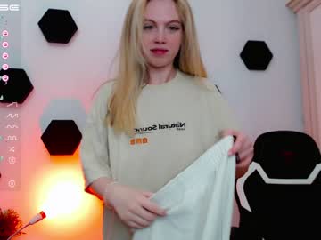 cam girl small_blondee image #3858007