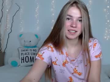 cam girl little__cherrry image #2494090