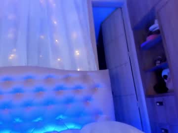 cam girl emily_____ image #3343800