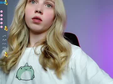 cam girl small_blondee image #3779642