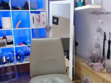 cam girl taralanes image #206746