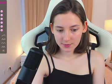 cam girl beckymartens image #2432228