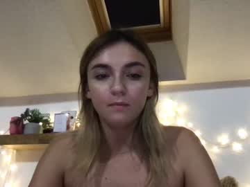 cam girl madyylovee image #2959404