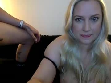 cam couple wildroomates image #1493706