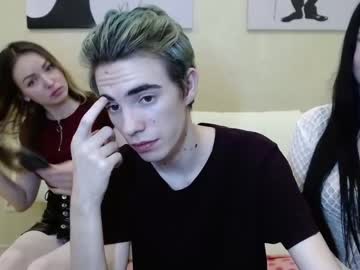 cam couple shyybabybannyy image #777417