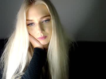 cam girl pervyblonde image #3194040