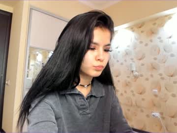cam girl akino_17 image #365447
