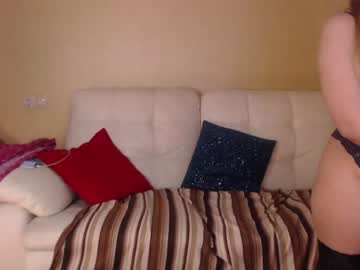 cam girl sofa_bunny image #3244451