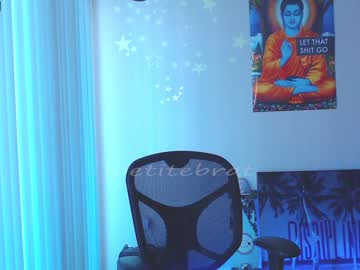 cam girl petitebrat image #410002