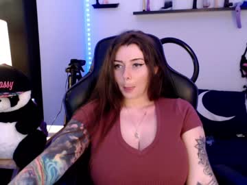 cam girl bigtittedtattedlesbian image #1819531