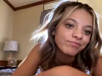 cam girl lily_marieee image #3710276