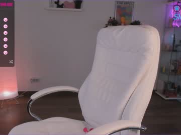 cam girl slimmaya image #2495321
