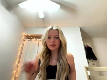 cam girl maeveraes image #4051823