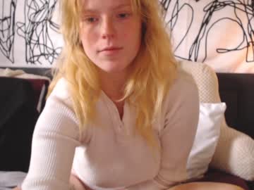 cam girl crimsonxrapture image #373233