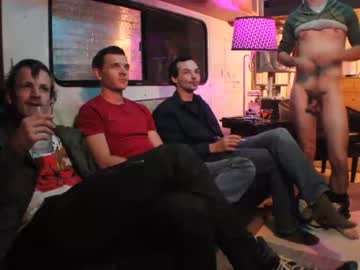 cam man hollandhousestudios image #1346115