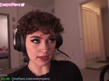 cam girl evelynpiers image #2480757