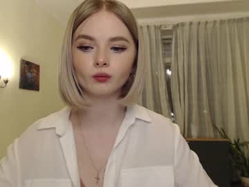 cam girl yvaine777 image #811517